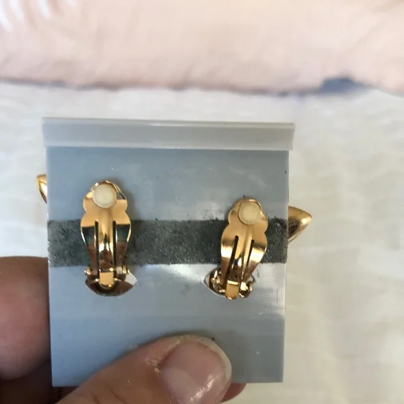 Swarovski Gold Bracelet and Earrings Set - Picture 6 of 6